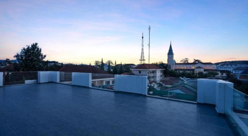 Yukkuri Boutique Hotel Dalat Exteriör bild